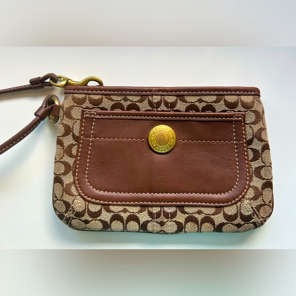 EUC Coach Wristlet ~ Signature C Logo brown - Picture 1 of 7